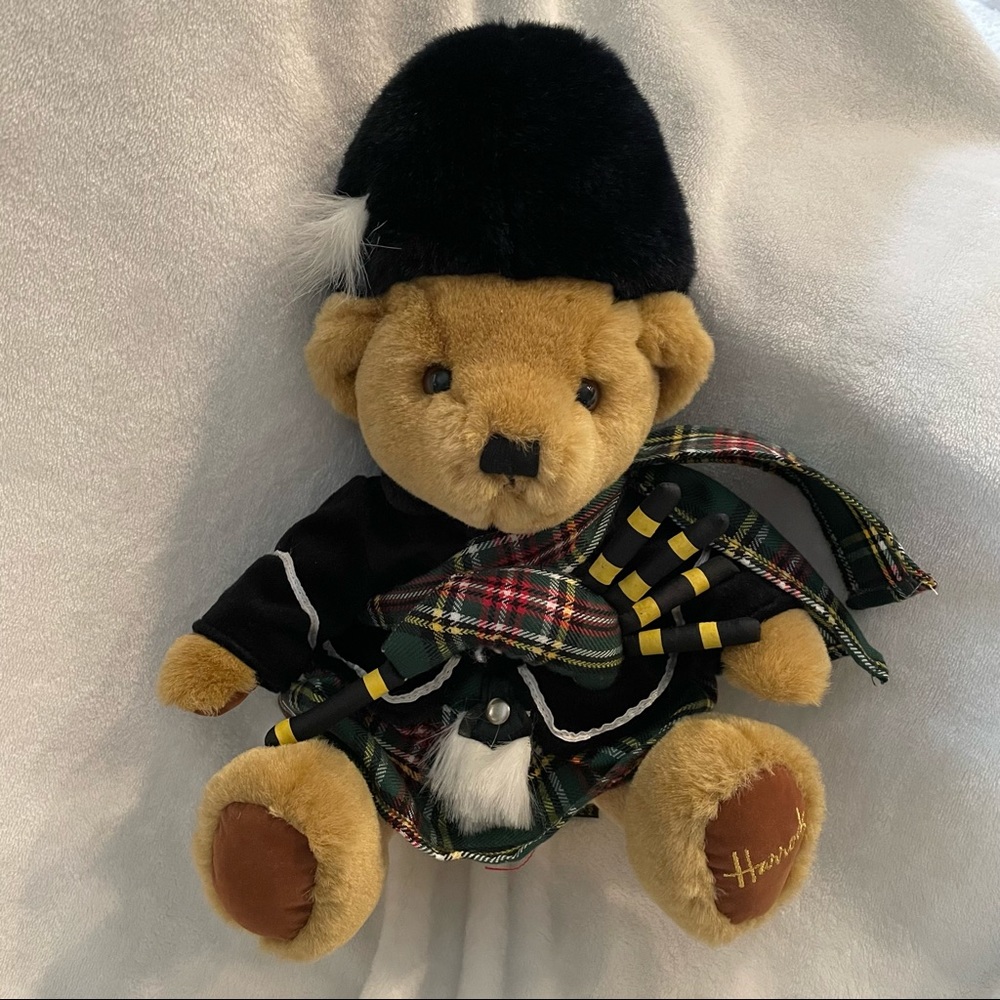 Harrods exclusive Knightsbridge plush bear